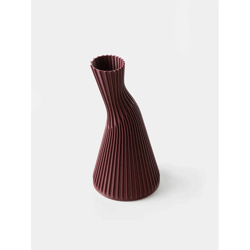 Red Conan Vase - Image 3