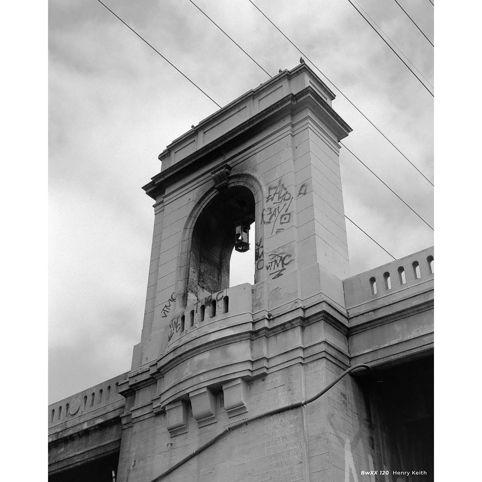 CineStill BWXX Black & White Negative Film - 120 Medium Format - Image 3