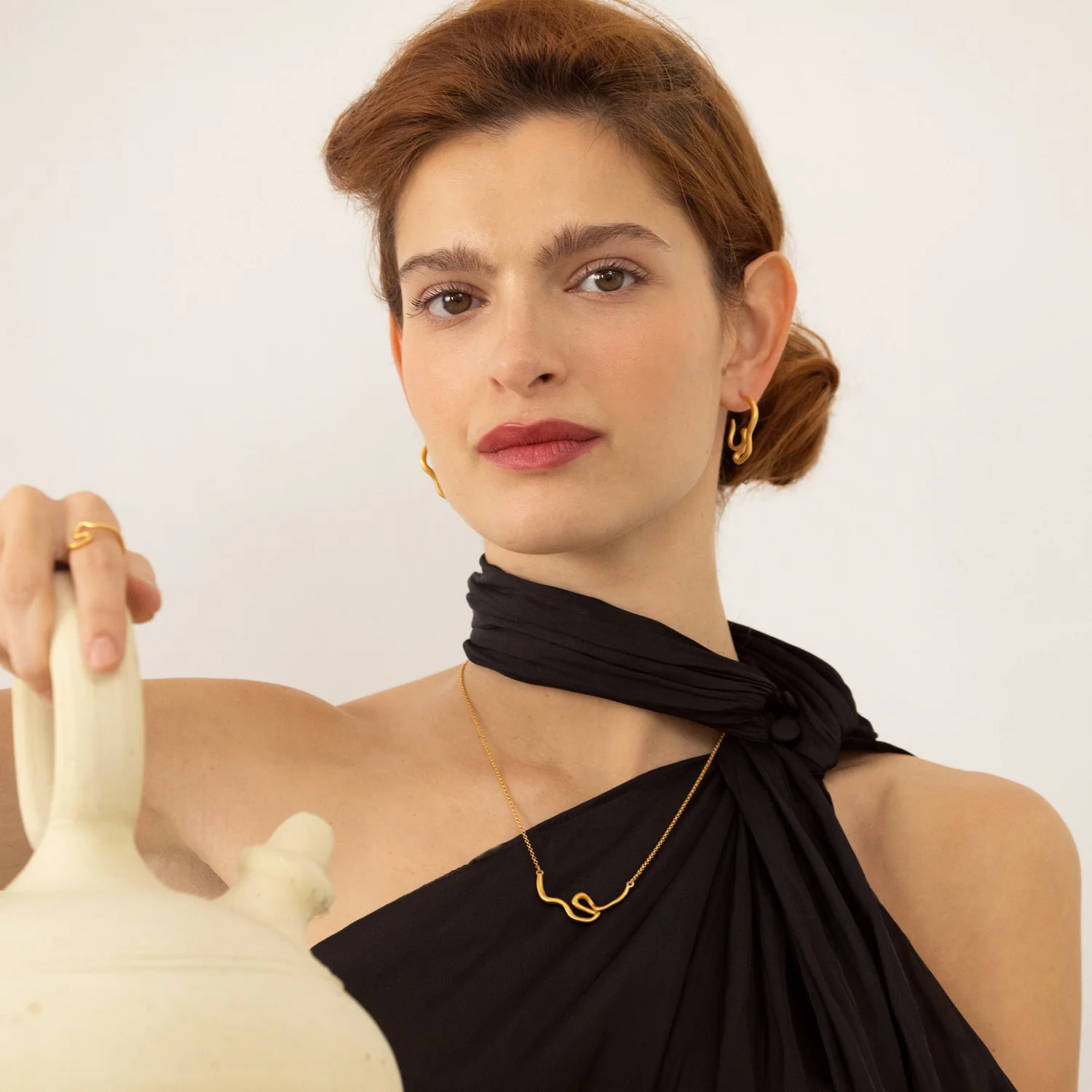 Dali Swans Golden Necklace - Image 2
