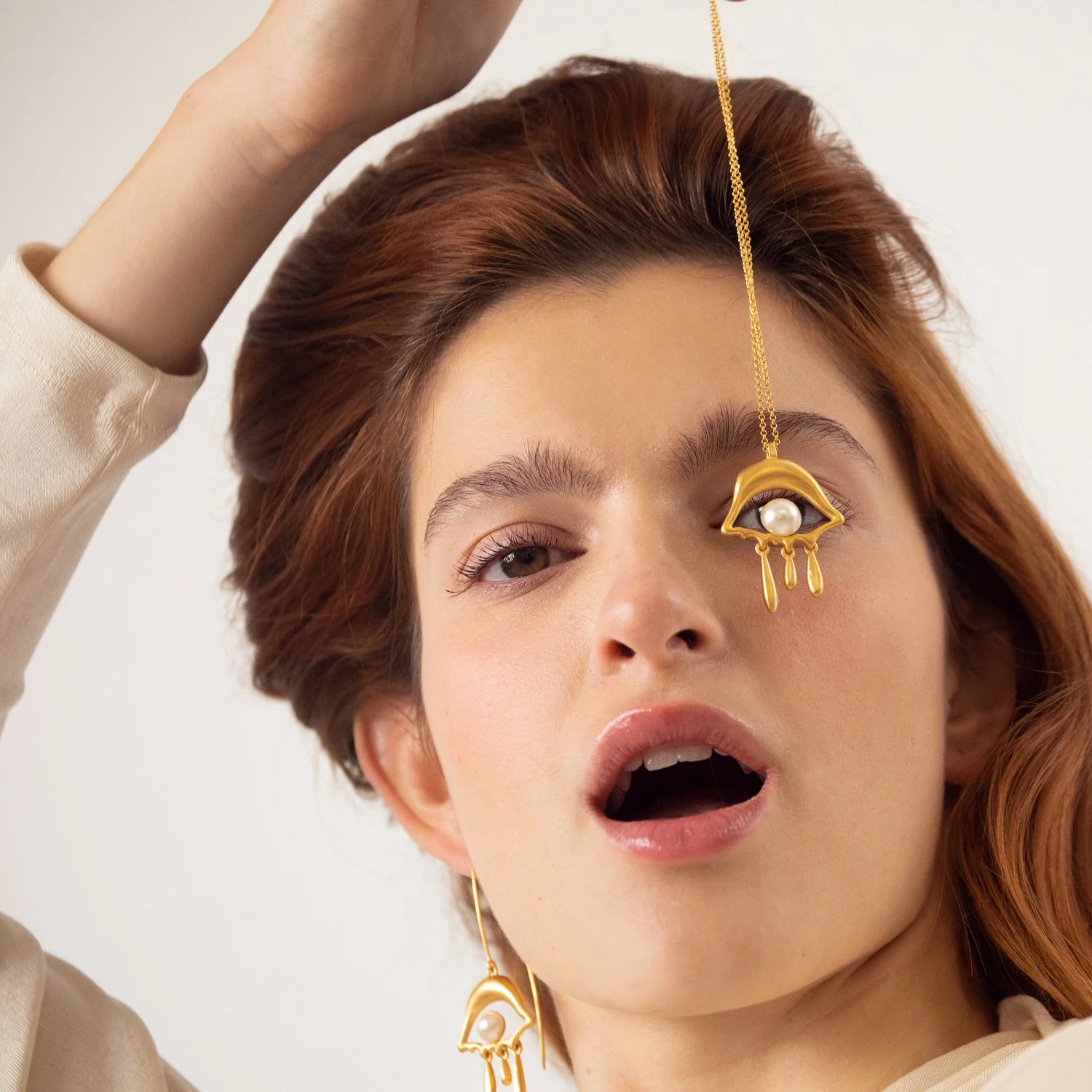Dali Golden Eye Necklace - Image 2