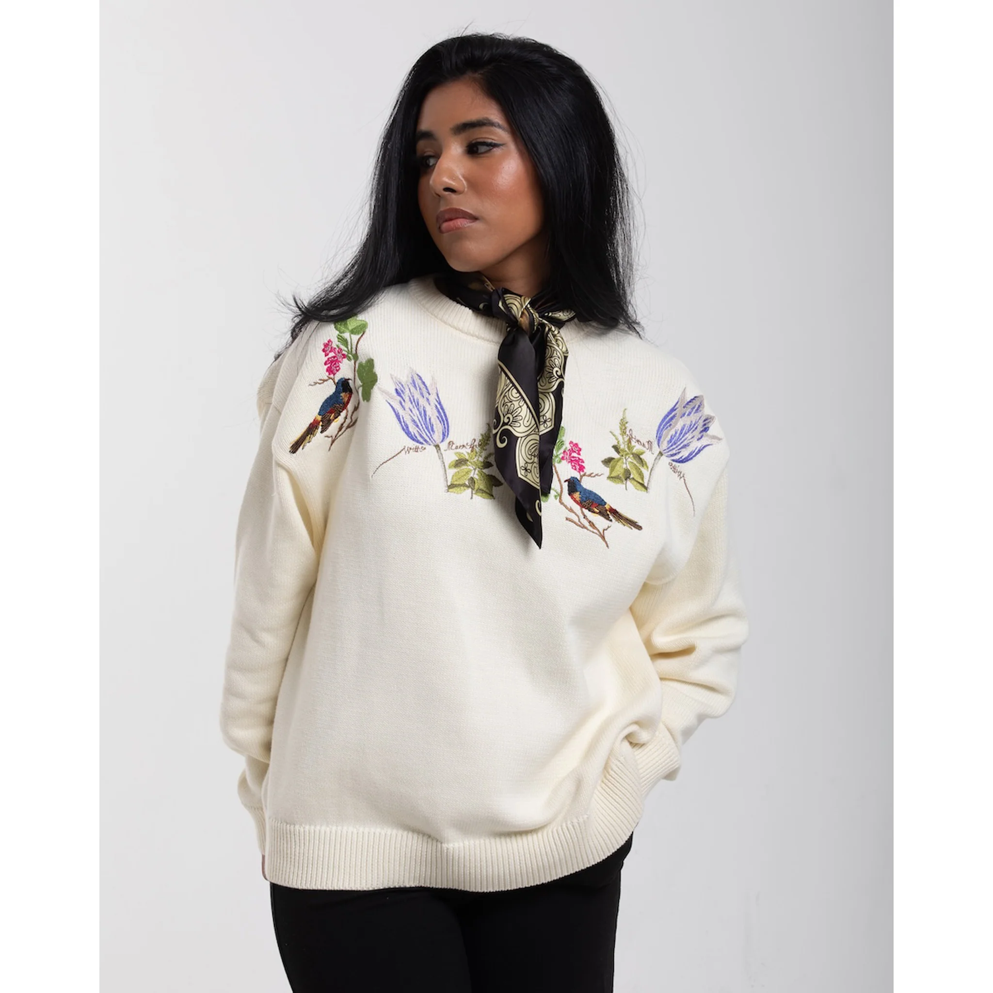 Witte Marvelje Knitted Embroidery Crewneck - Cream - Image 6