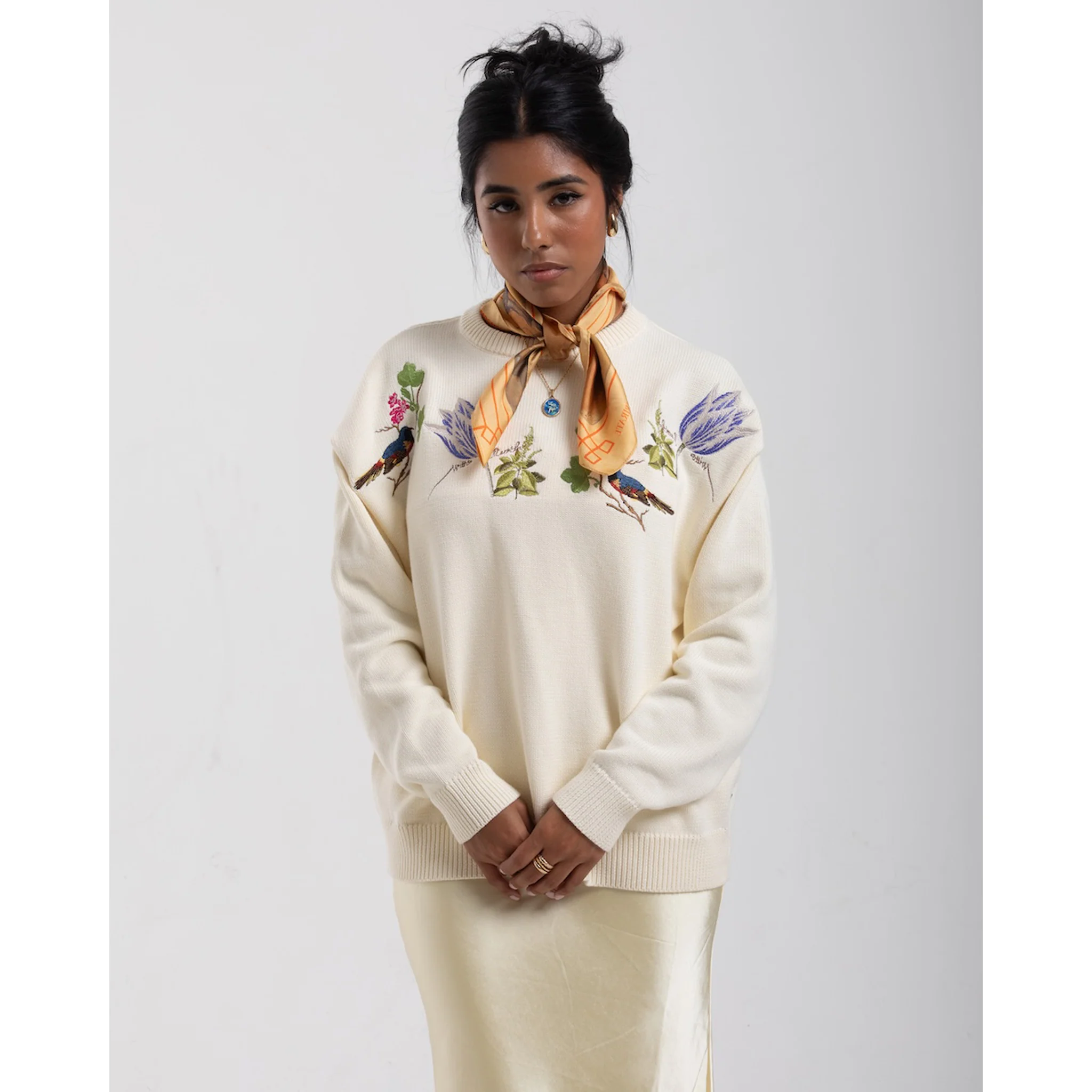 Witte Marvelje Knitted Embroidery Crewneck - Cream - Image 9